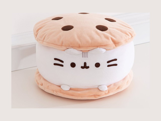 Cookie Ice Cream Sandwich Squisheen Plushの商品画像