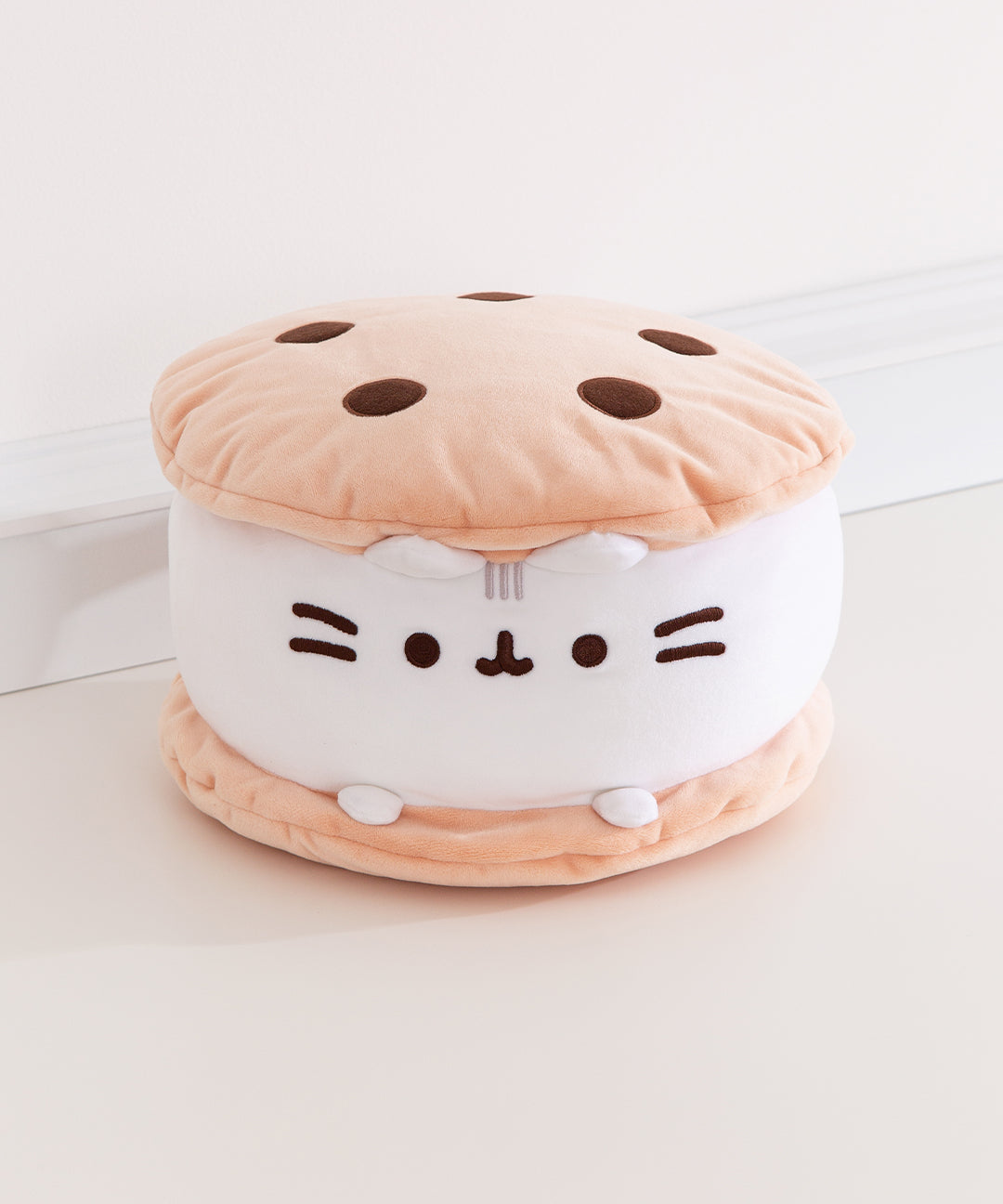 Cookie Ice Cream Sandwich Squisheen Plushの商品画像